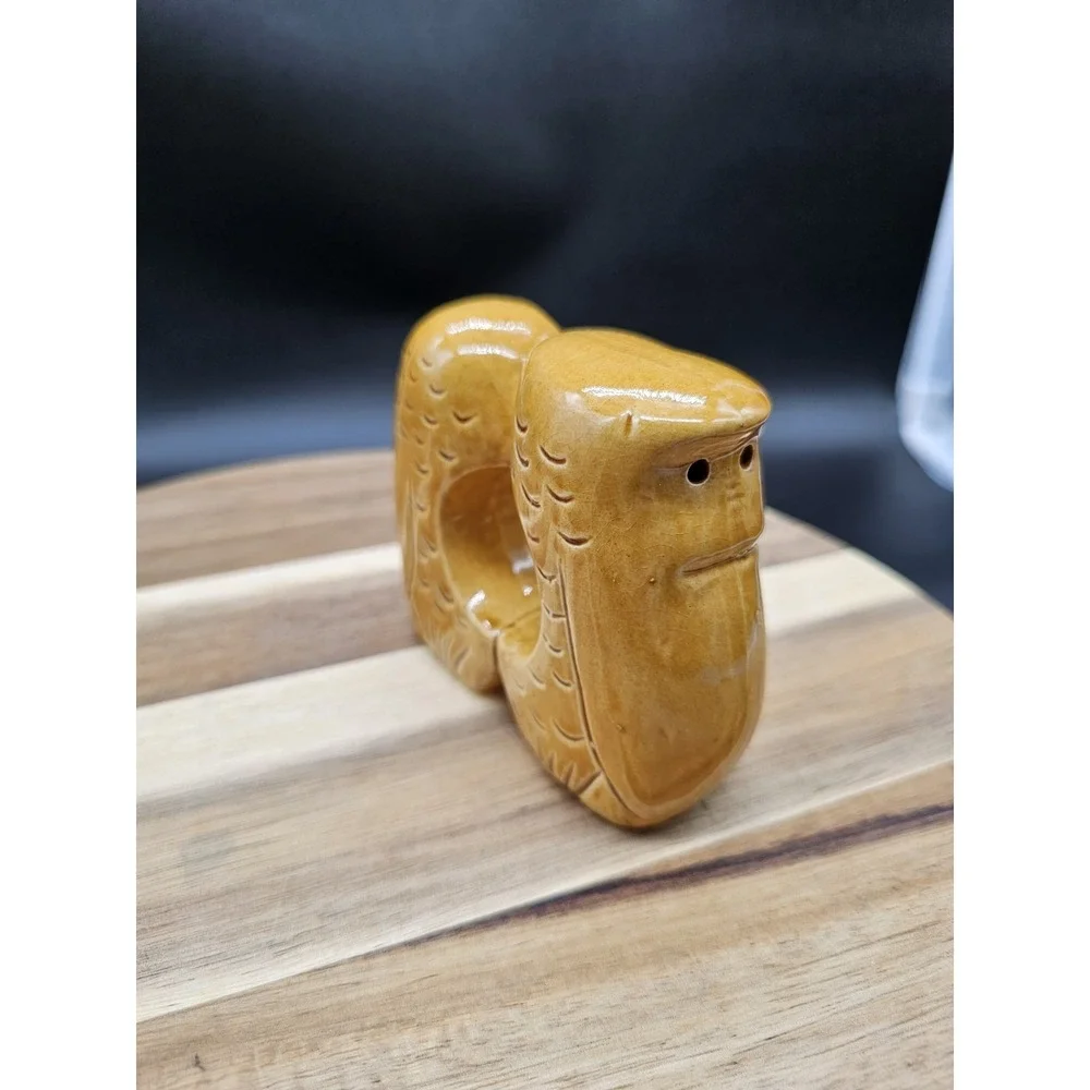 Vintage Owls Joined Pair Salt & Pepper Shaker Made In‎ Japan Some Paint Wear